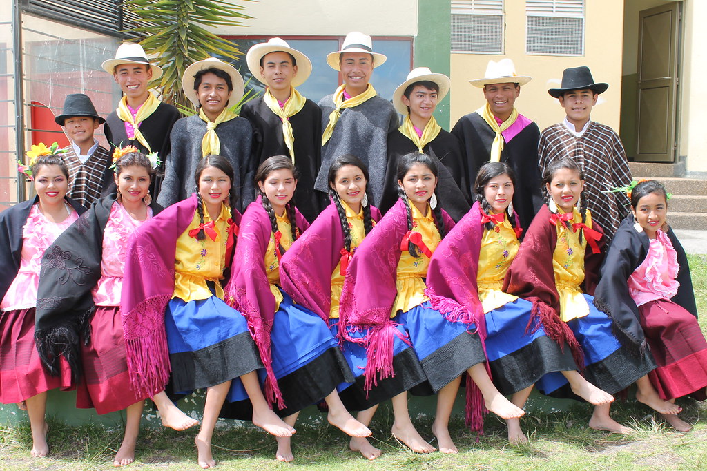 grupo-de-danzas-sentimiento-andino-iemcp 20293554803 l.jpg