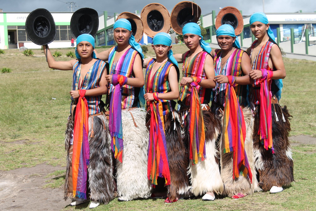 grupo-de-danzas-sentimiento-andino-iemcp 20726975488 l.jpg