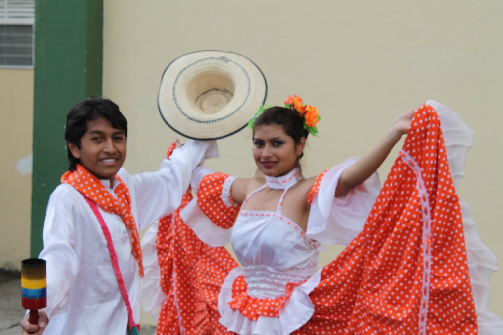 grupo-de-danzas-sentimiento-andino-iemcp 20727618749 l.jpg