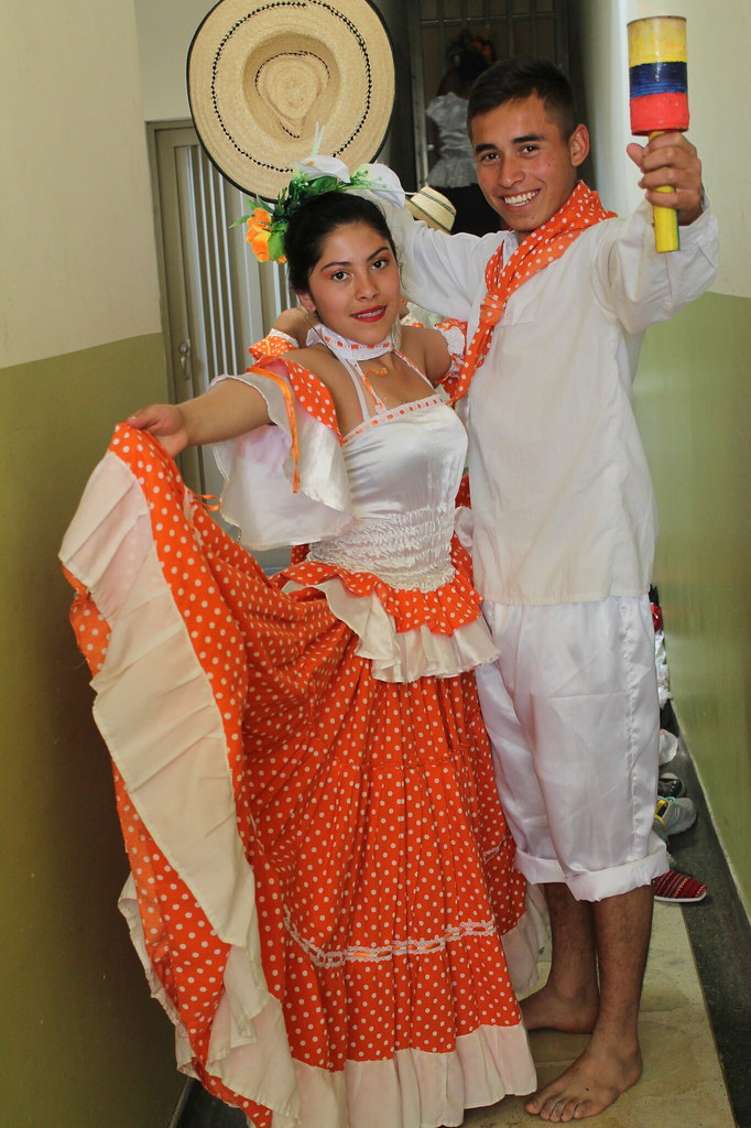 grupo-de-danzas-sentimiento-andino-iemcp 20888189966 l.jpg