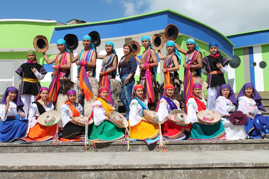grupo-de-danzas-sentimiento-andino-iemcp 20888490236 l.jpg